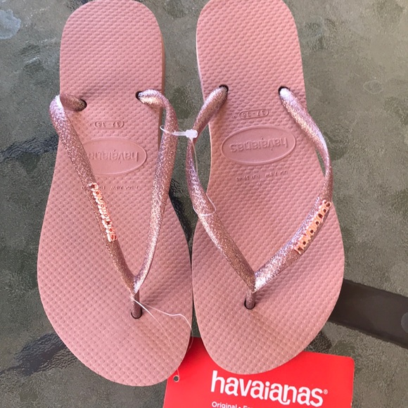 havaianas rose gold flip flops